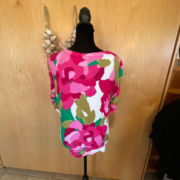 Inc lightweight sweater! Pretty, colorful 3/4 length ruched sleeves. - Picture 2 of 4